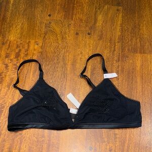 NWT Victorias Secret Rhinestone Spider Web Black Bralette